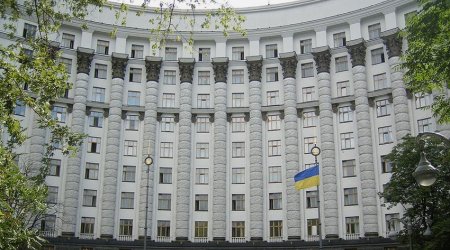 Ukrayna 11 milyard dollar beynəlxalq yardım almaq istəyir