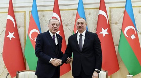 İlham Əliyev Ərdoğanla görüşdü