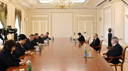 İlham Əliyev Özbəkistan Ali Məclisinin Qanunvericilik Palatasının sədrini qəbul edib