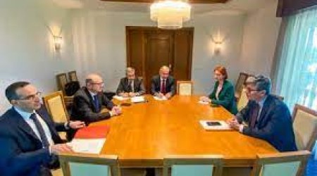Азербайджан ведет переговоры по продаже электроэнергии в Европу
