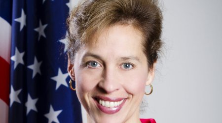 ABŞ rəsmisi Bakıya GƏLDİ