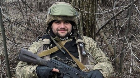 Zelenski daha bir azərbaycanlı hərbçini təltif edib