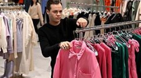 Ruslar rus brendlərinə keçməyə hazırlaşır