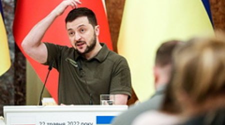 Ukrayna prezidenti Zelenski Putinlə sülh danışıqlarına hazır olduğunu açıqlayıb