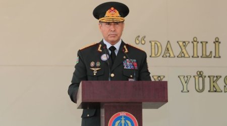 Vilayət Eyvazov Ali Hərbi Məktəbin buraxılış mərasimində