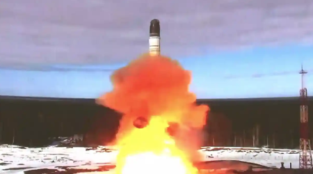 Dünyada nüvə silahlanmasının yeni mərhələsi başlayır - HESABAT