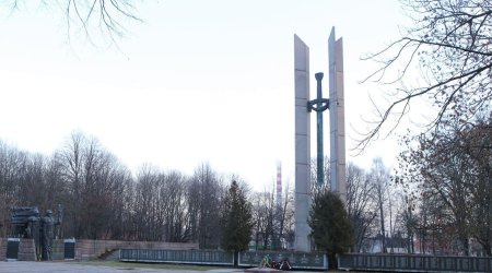 Klaypedada Qırmızı Ordu əsgərlərinin xatirə kompleksini sökməyə qərar verilib