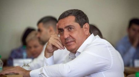 Kremençuqda raket hücumunda deputat ağır yaralandı