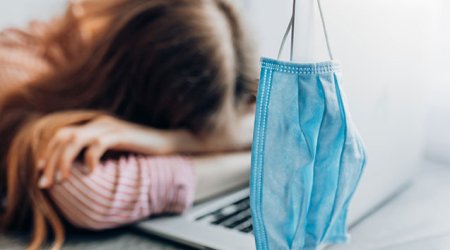 “Pfizer”in baş direktoru pandemiyanın yeni dalğasının başladığını elan etdi