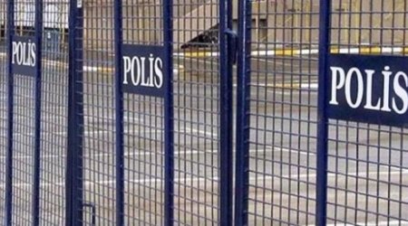 Türkiyənin üç kəndində küçəyə çıxmaq qadağan edildi