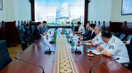 Səfər Mehdiyev İsrailin Azərbaycandakı səfiri ilə görüşüb