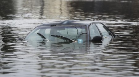 Daşqın səbəbindən 15 minədək zəvvar təxliyə olunub