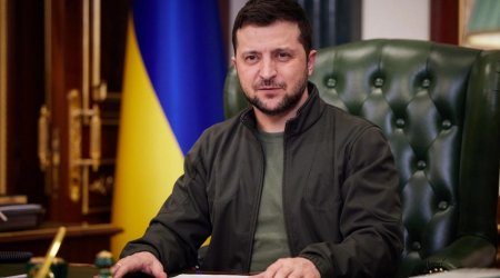 Zelenski Ukraynanın 5 ölkədəki səfirini geri çağırıb