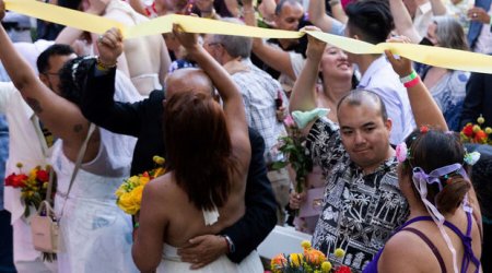 Nyu-Yorkun mərkəzində 500 cütlük evləndi