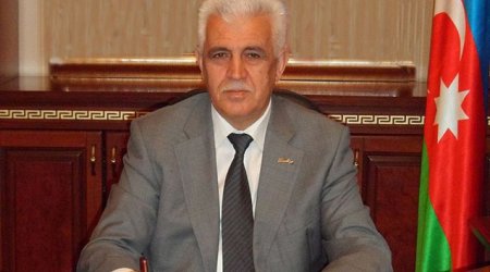 Prezident rektoru vəzifəsindən azad etdi