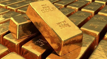 Gold prices fall