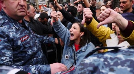 Erməni analardan Ermənistana etiraz- Övladlarımızı qırdırmayın