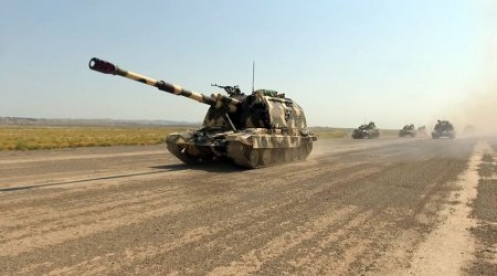 Azərbaycan Ordusunun Raket və Artilleriya Qoşunları məşğələlər keçir - VİDEO