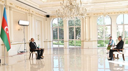 İlham Əliyev Avstriyanın Azərbaycana yeni təyin olunan səfirini qəbul edib