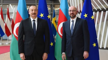 Şarl Mişel İlham Əliyevə zəng etdi