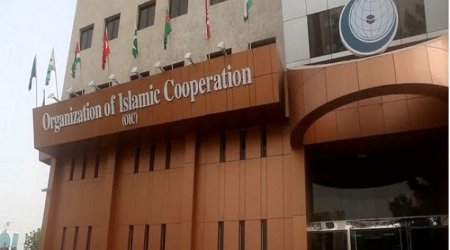 İƏT Azərbaycanın Londondakı səfirliyinə hücumu pisləyib