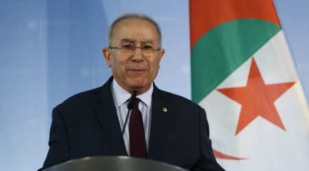 Əlcəzairin xarici işlər naziri Azərbaycana gəlir