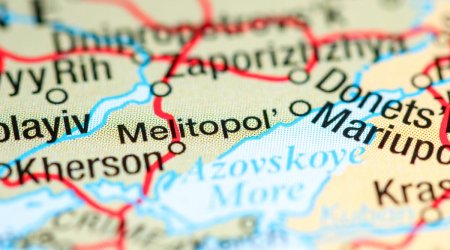 Putinin partiyasının qərargah lideri yaralandı