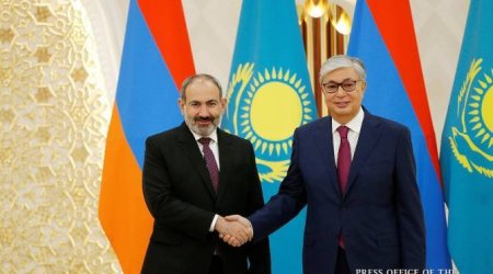 Tokayev də Paşinyana başsağlığı verdi