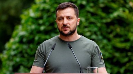 Zelenski Rusiya ilə danışıqlar üçün yeganə şərtini açıqladı