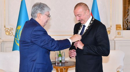 İlham Əliyev “Altın kıran” - “Qızıl qartal” ordeni ilə təltif olundu