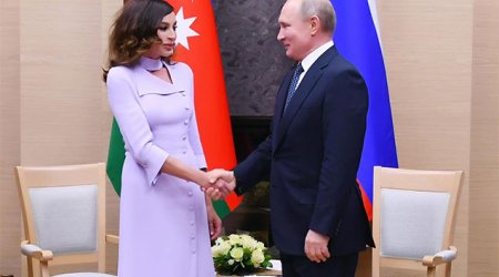 Vladimir Putin Mehriban Əliyevanı təbrik etdi