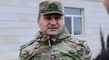 Laçınla bağlı məruzəni edən general kimdir?