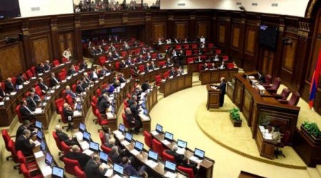 Erməni deputatlar Türkiyəyə gedir
