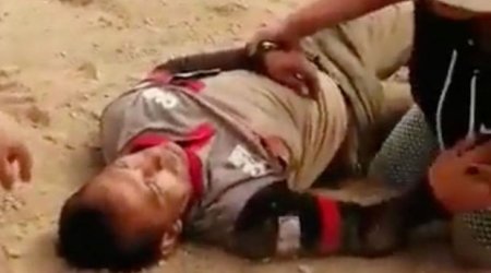 Oyunda qırmızı kart göstərən hakimi uçurumdan atdılar