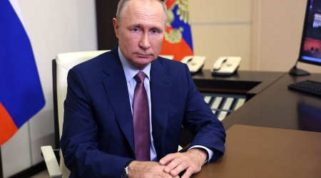 Putin hazırda Vladivostokda Şoyqu və Gerasimovla qapalı görüş keçirir