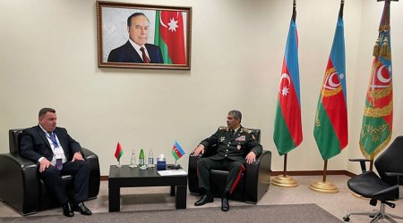 Azerbaijan, Belarus mull military cooperation