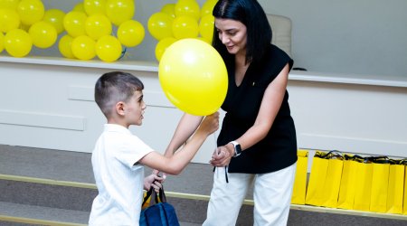 Salyanda “Yelo Bank ilə məktəbə sarı” aksiyası keçirilib