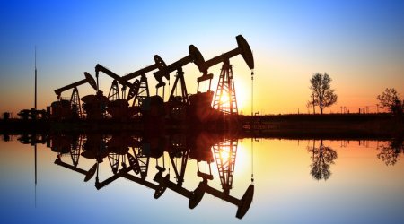 Azerbaijani oil price up nearly 2%