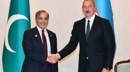 Azərbaycan Prezidenti Pakistanın Baş naziri ilə görüşüb