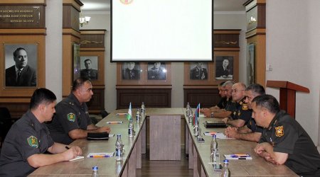 Azerbaijan, Uzbekistan discuss development of cooperation in military education