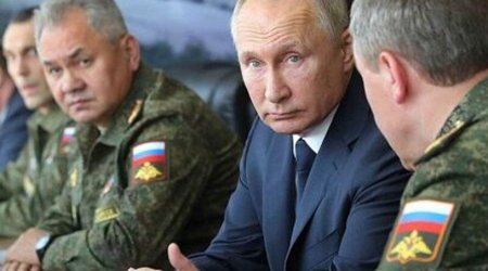 Putin səfərbər edəcəyi hərbçilərə yüksək maaş verəcək