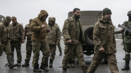 Rusiya Ukraynada əsir götürdüyü 10 əcnəbini azad edib