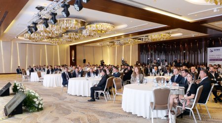 Bakıda kibertəhlükəsizlik mövzusunda sammit keçirilib