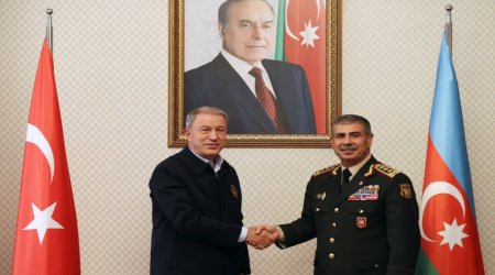 Azərbaycan və Türkiyə müdafiə nazirləri GÖRÜŞDÜ