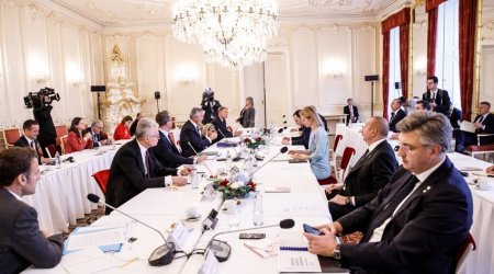 İlham Əliyev Praqada  