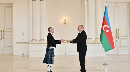 İlham Əliyev Böyük Britaniyanın yeni səfirinin etimadnaməsini qəbul edib
