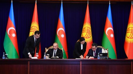 Azərbaycan-Qırğızıstan sənədləri imzalanıb