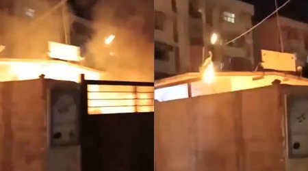 İranda etirazçılar radikal qüvvələrin bazasına od vurdular - VİDEO