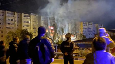 Rusiyada təyyarənin binaya çırpılması nəticəsində 13 nəfər ölüb