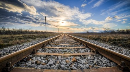 Expert: Baku-Tbilisi-Kars railway - connecting bridge between Europe & Asia